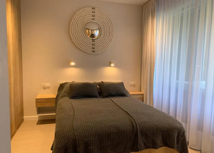 Apartamenty REZULAK Nadmorskie Tarasy A402 C210